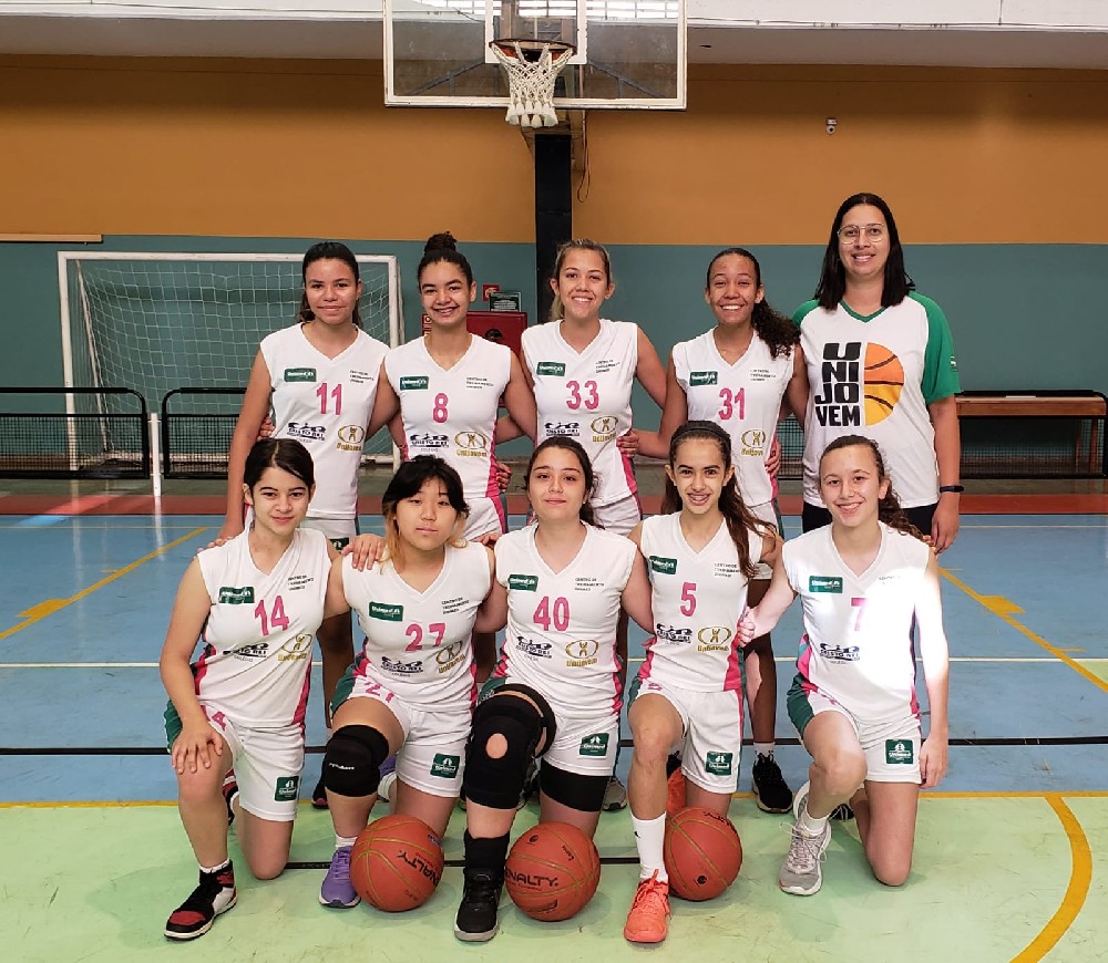 Torneio itermunicipal de basquete feminino.